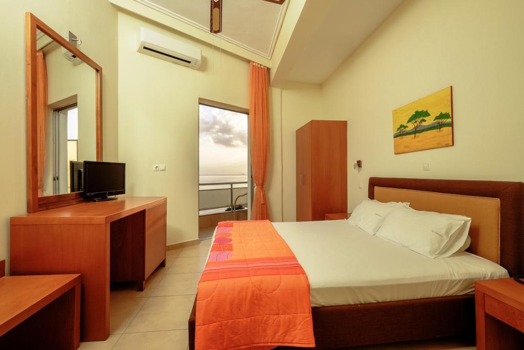 Hotel Panorama Kalamata Oda fotoğraf